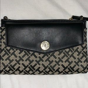 Tommy Hilfiger purse